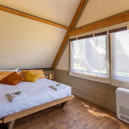 Glamping Gli Etruschi Luxury tent