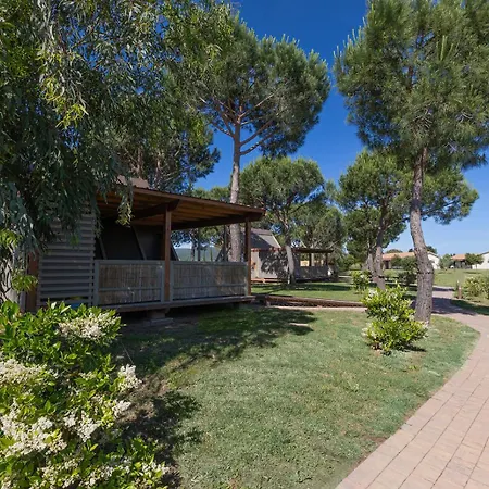Glamping Gli Etruschi * Piombino